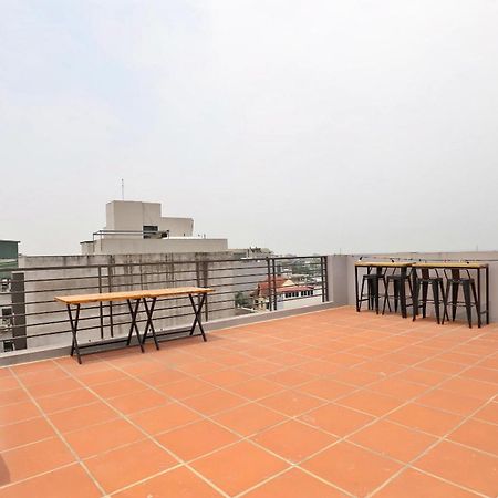 Luxe Paradise Residence 32 To Ngoc Van Hanoi Bagian luar foto