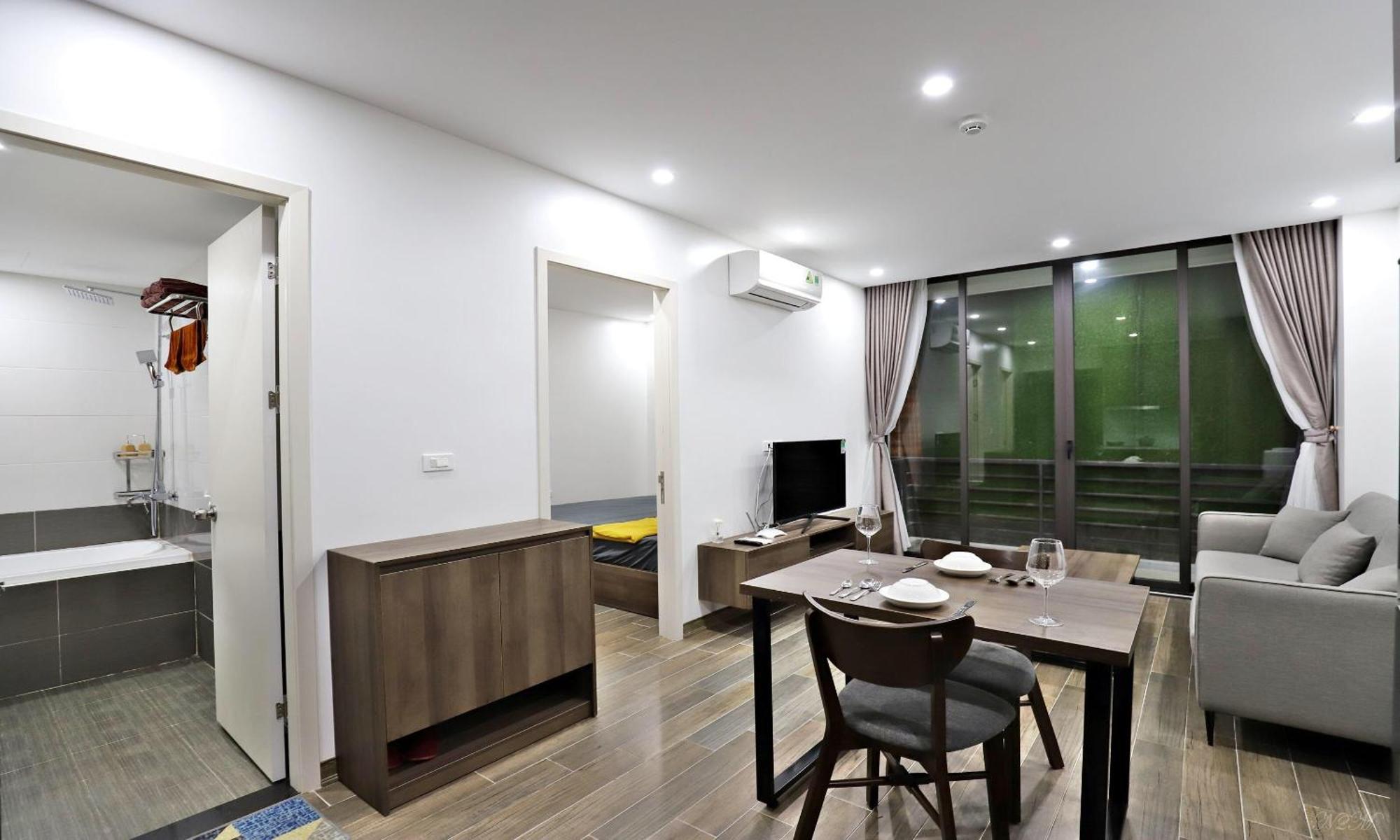 Luxe Paradise Residence 32 To Ngoc Van Hanoi Bagian luar foto
